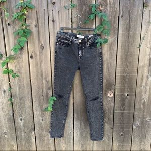 Bullhead High Rise Skinny Jeans